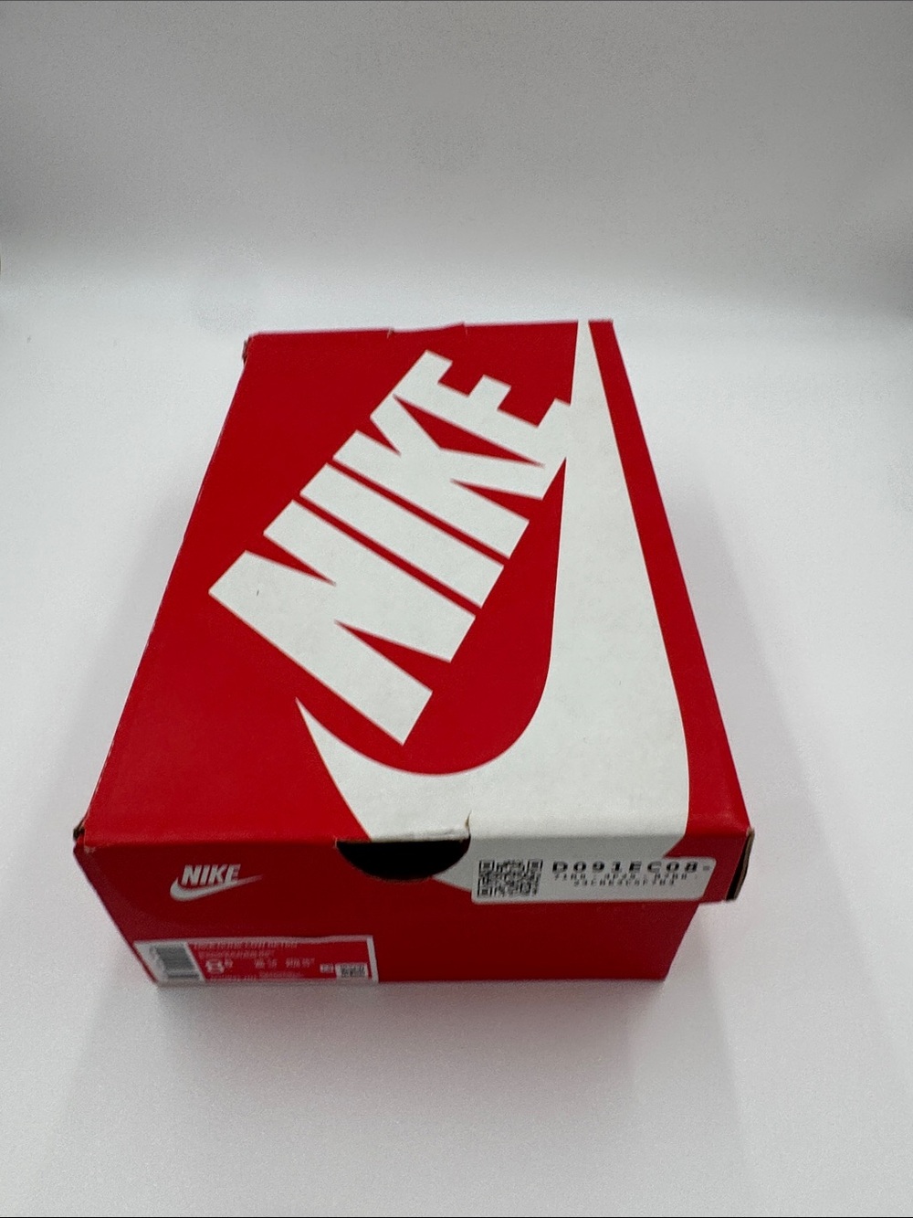 Nike Red and White Dunk Low Retro Box Label - Picture 2 of 6